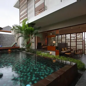 Tegal Sari 4*, Убуд Индонезия